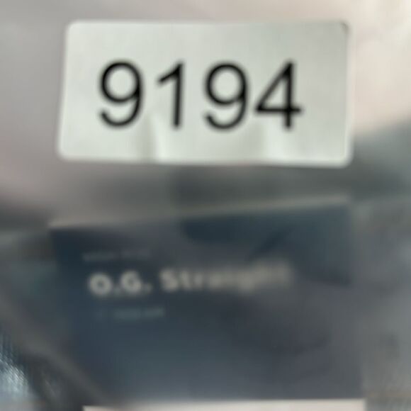 NWT Old Navy Plus Size Curvy O G Straight High Rise Cut Off Denim Shorts Size 28 - Picture 10 of 10